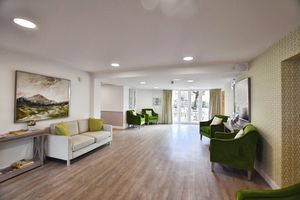 Photo 8- click for photo gallery